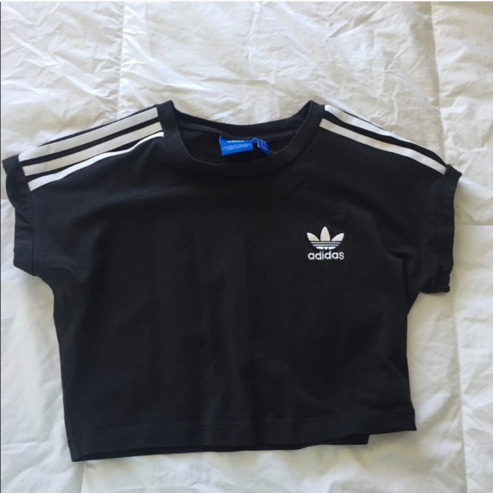 Sold🚫 Adidas crop top - Picture 2 of 5